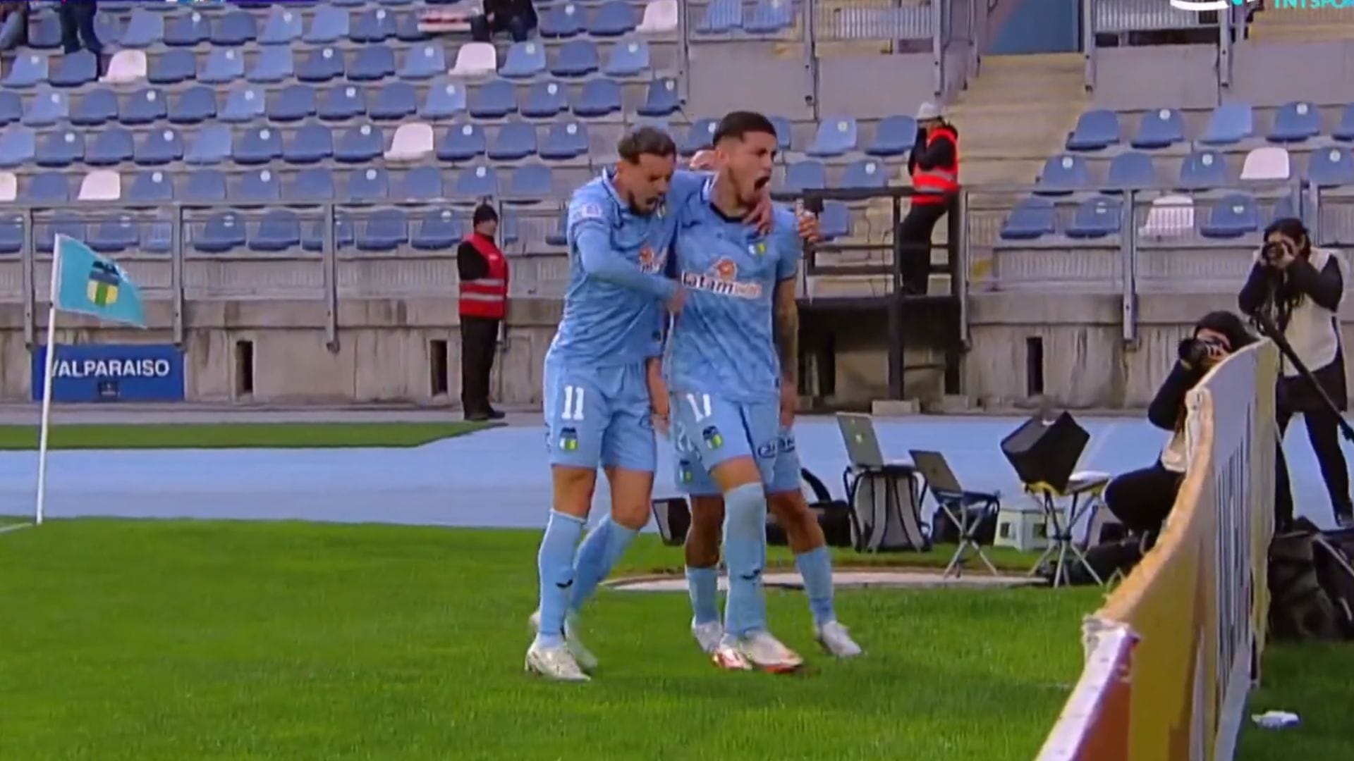 Remontada celeste: Con un hombre menos O’Higgins le dio vuelta el partido a Audax