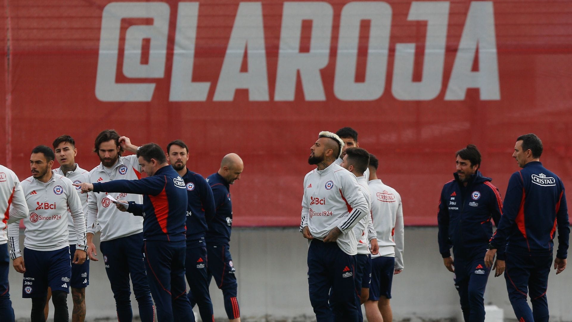 Sin Alexis Sánchez: La posible formación de La Roja para enfrentar a Uruguay en el debut