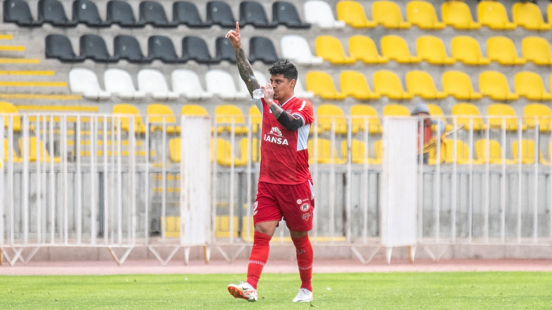 Con triplete del Pato Rubio: Ñublense da el golpe como visitante versus Coquimbo Unido y se quedó con tres puntos de oro