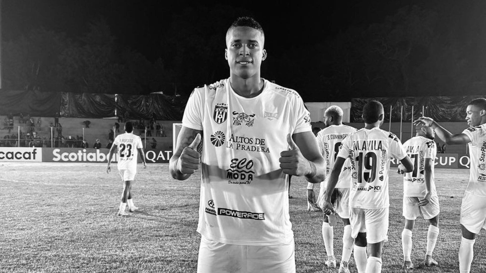 Joven futbolista y seleccionado de Panamá fue asesinado a tiros: Le dispararon desde un taxi