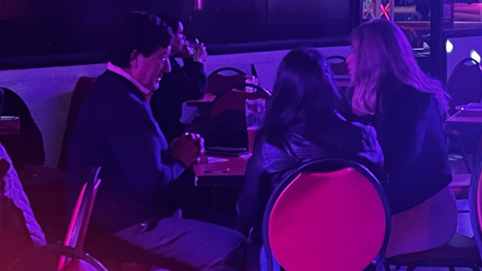 Pese a duelo comunal: Alcalde Guíñez reconoce cena nocturna en medio de la polémica por accidente en San Pedro de la Paz