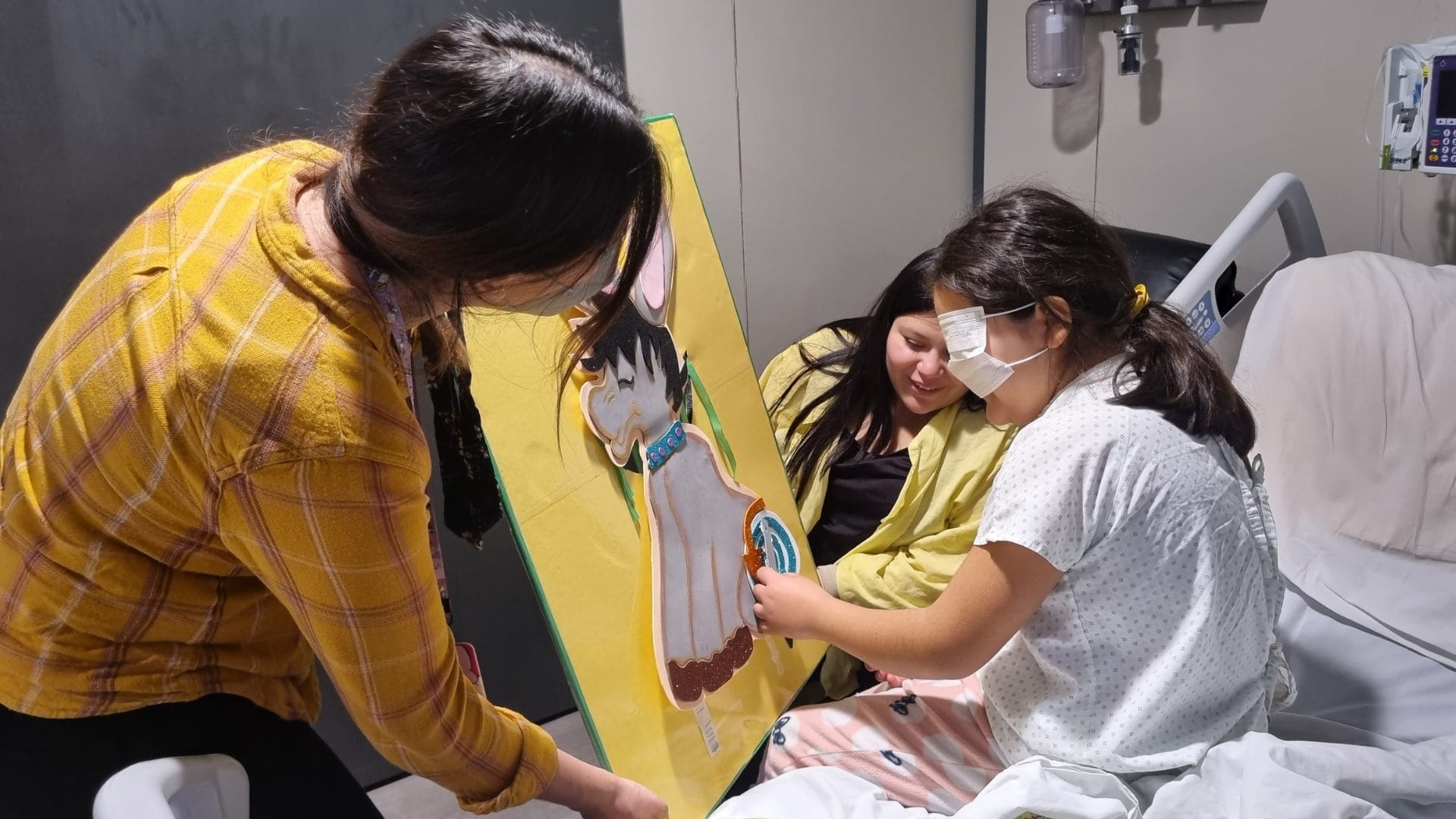 Niños internados en Hospital Las Higueras de Talcahuano celebraron Fiestas Patrias