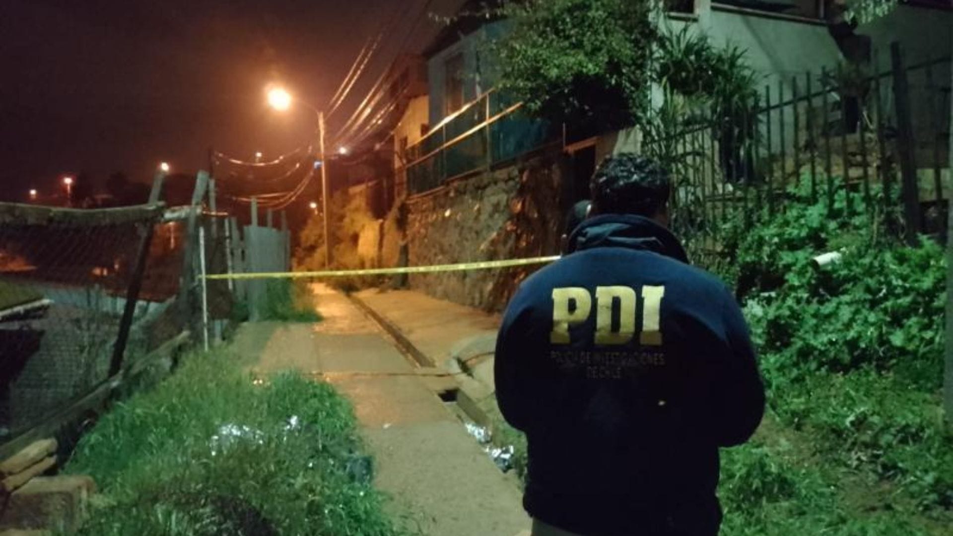 Un tercer joven está en riesgo vital: Conmoción por doble homicidio tras tiroteo en plena vía pública en el sector alto de Viña del Mar
