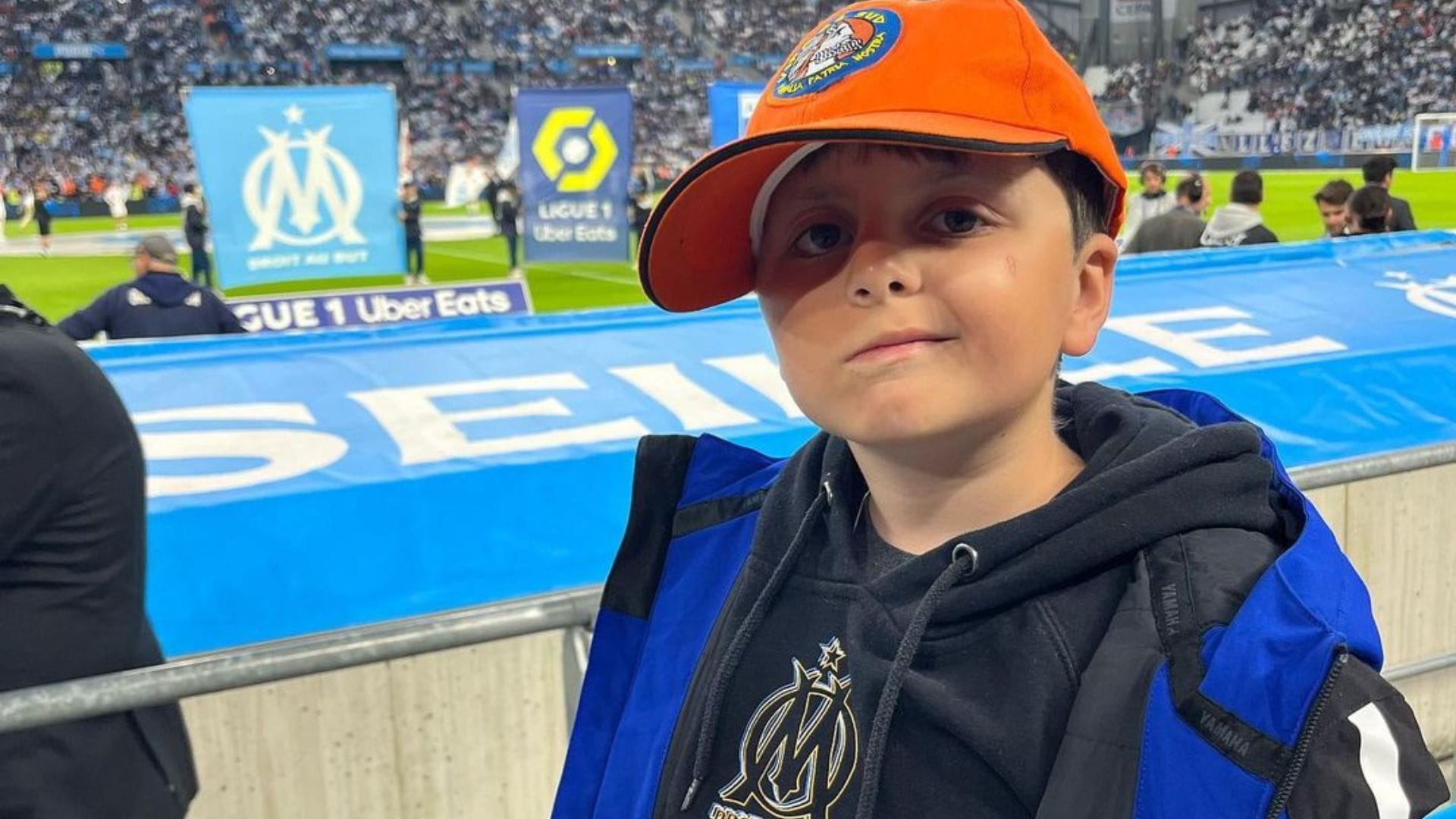 Condenan a un año de prisión a sujetos que agredieron a niño con cáncer e hincha del Marsella en Francia