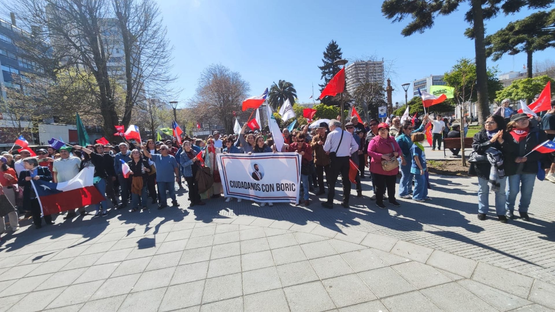 Penquistas salen a las calles a apoyar al Presidente Gabriel Boric: Acusan baja difusión de políticas públicas