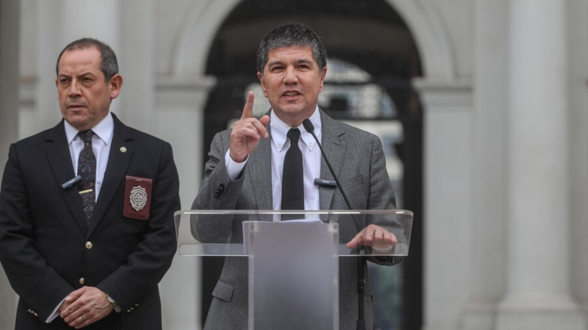 “Son delitos graves y tienen que quedar en prisión preventiva”: Gobierno tras apelar por detenidos en Arauco que quedaron con arresto domiciliario