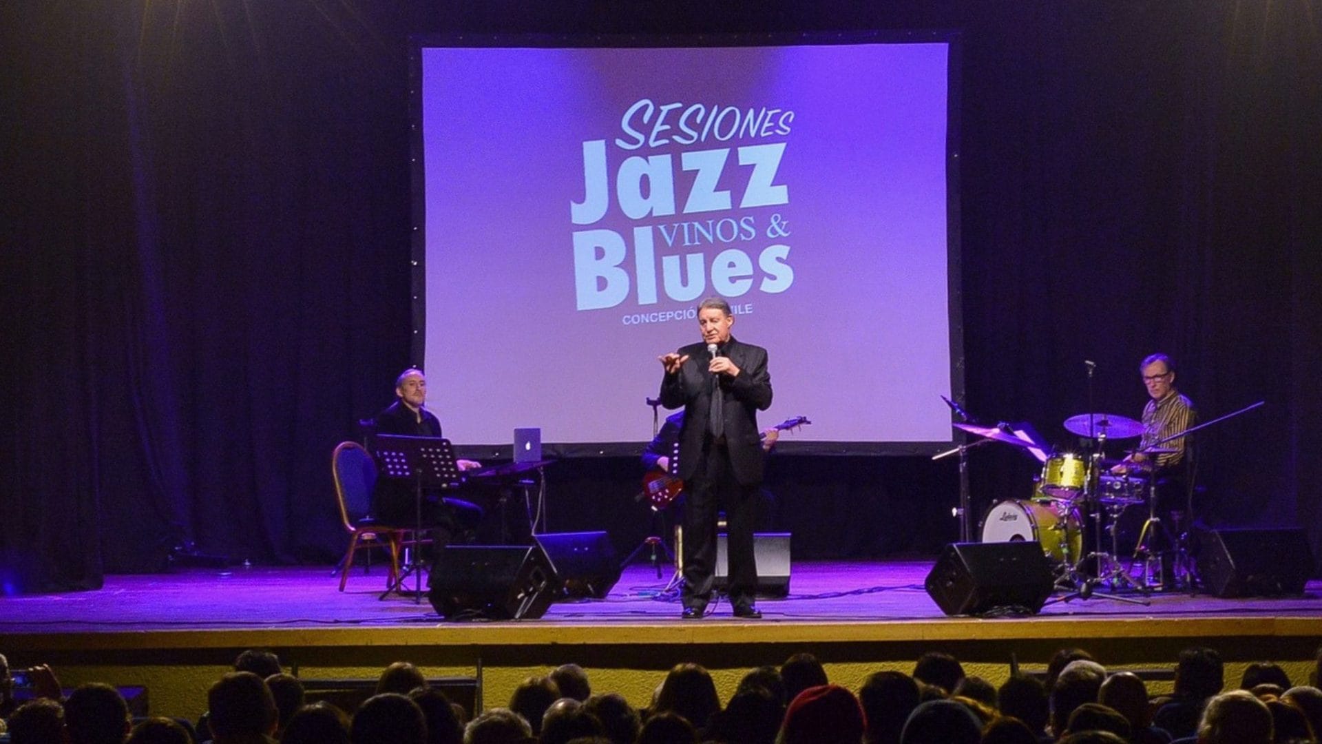 Homenaje a Frank Sinatra en Teatro Marina del Sol: Así se vivió el íntimo concierto