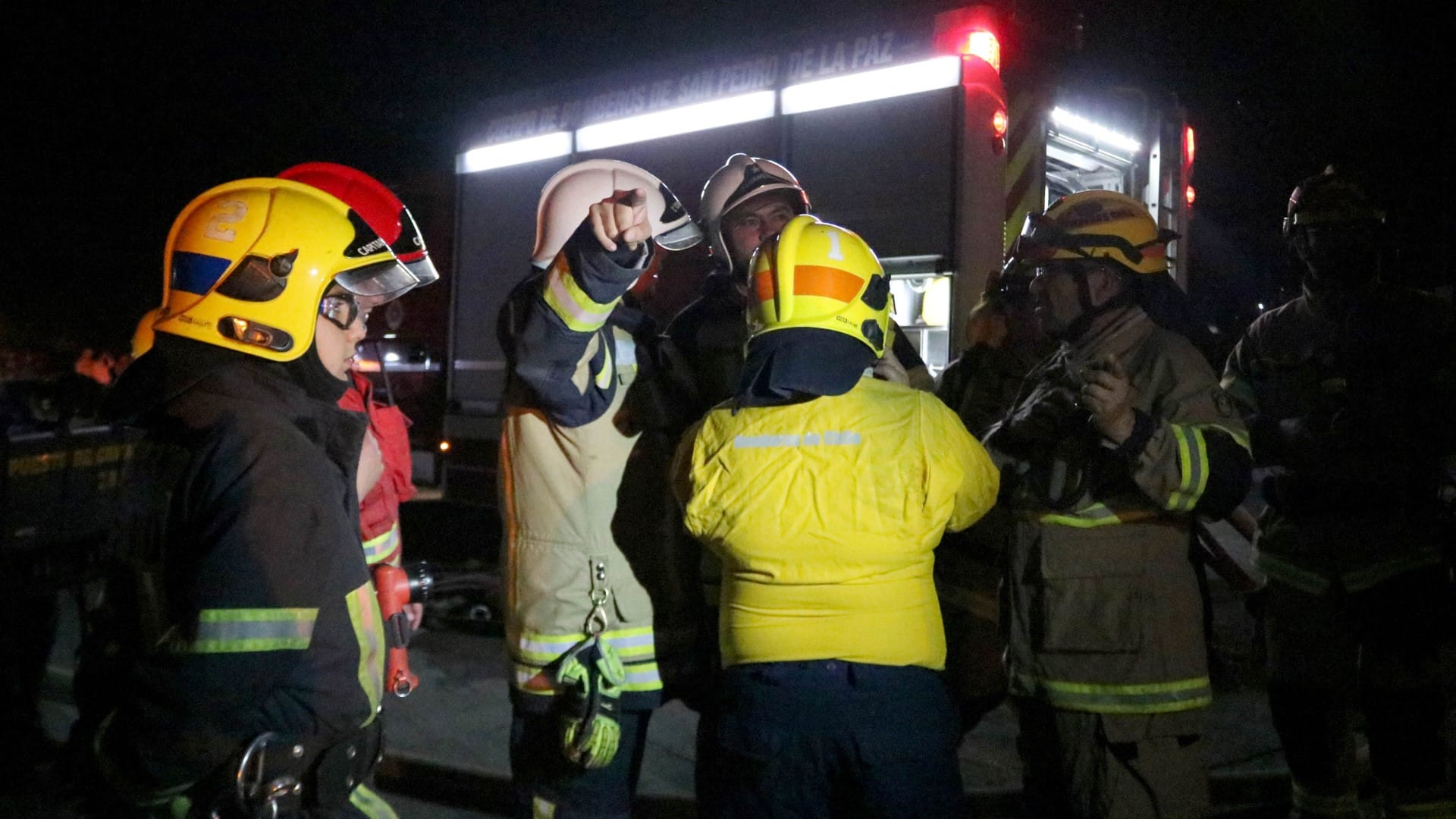 Mujer falleció en trágico incendio en San Pedro de la Paz: Vecinos lograron salvar a una persona