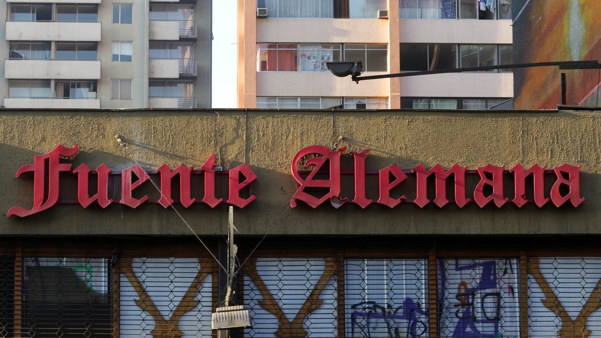 Revelan desconocida disputa por marca Fuente Alemana: No puede usarse en empaques o bolsas