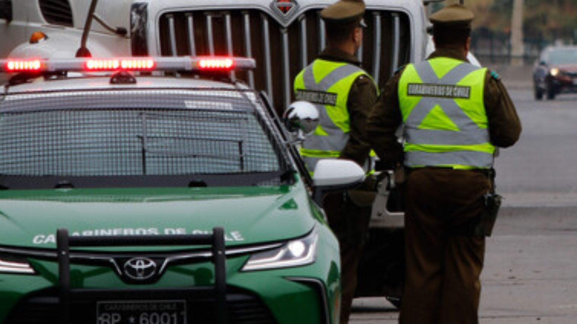 Conductor de vehículo particular falleció tras fatal choque con camión en Pudahuel