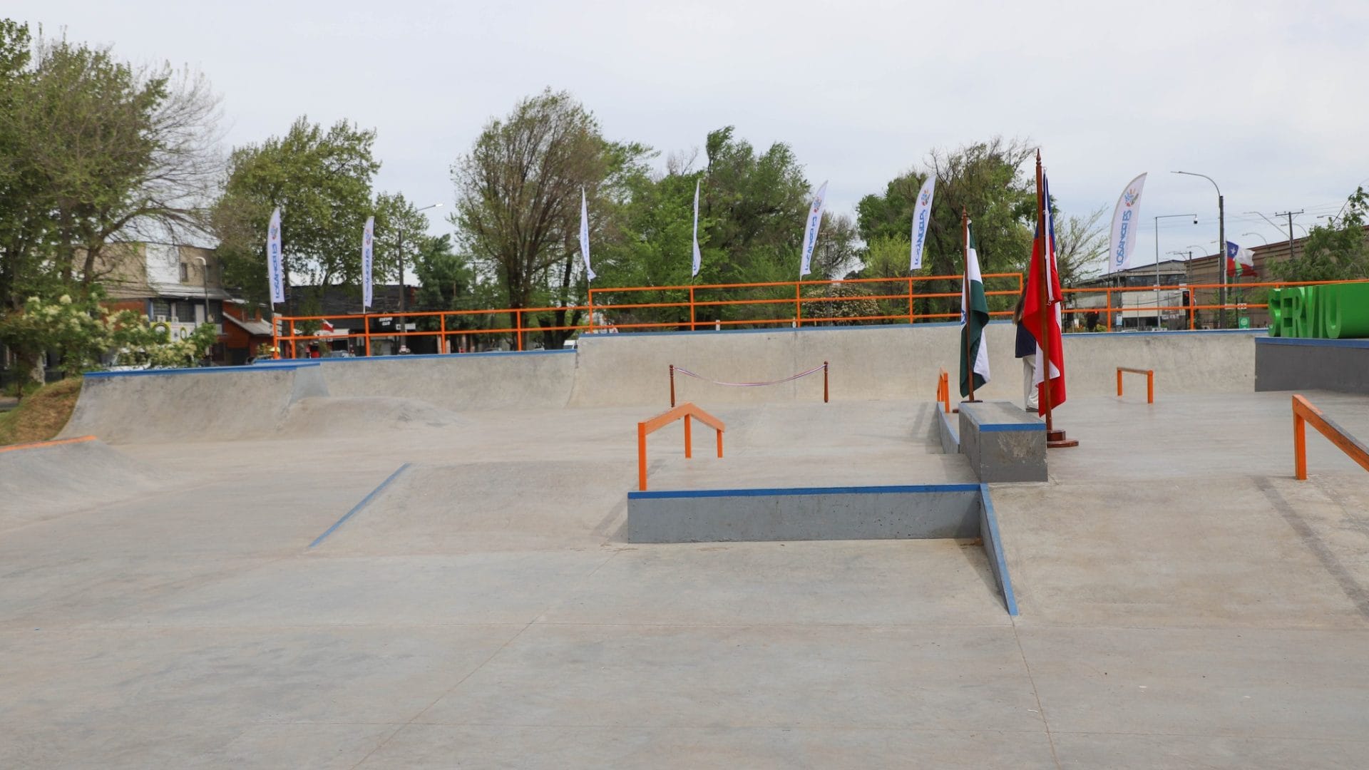 Inauguran renovación de Skate Park en Los Ángeles