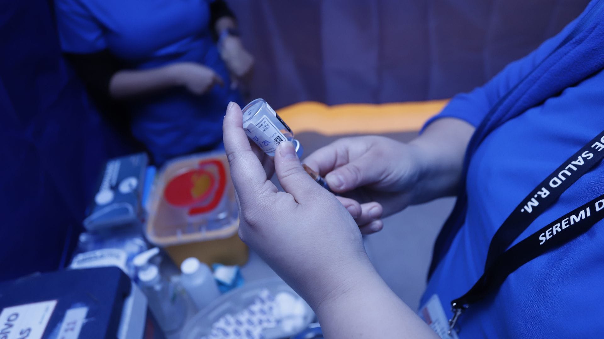 Denuncian negligencia médica en escuela de Punta Arenas: Les dieron la vacuna equivocada