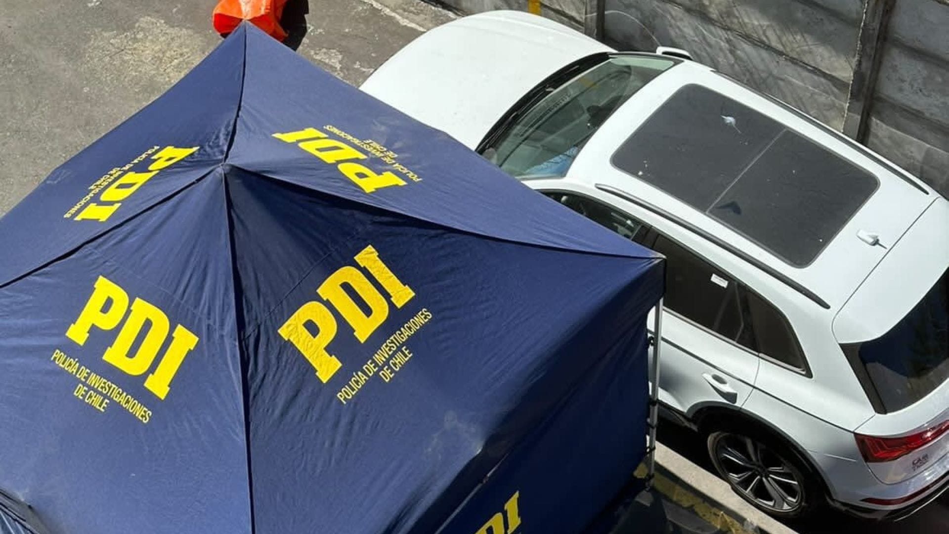 Hombre cae desde un balcón en edificio del centro de Concepción