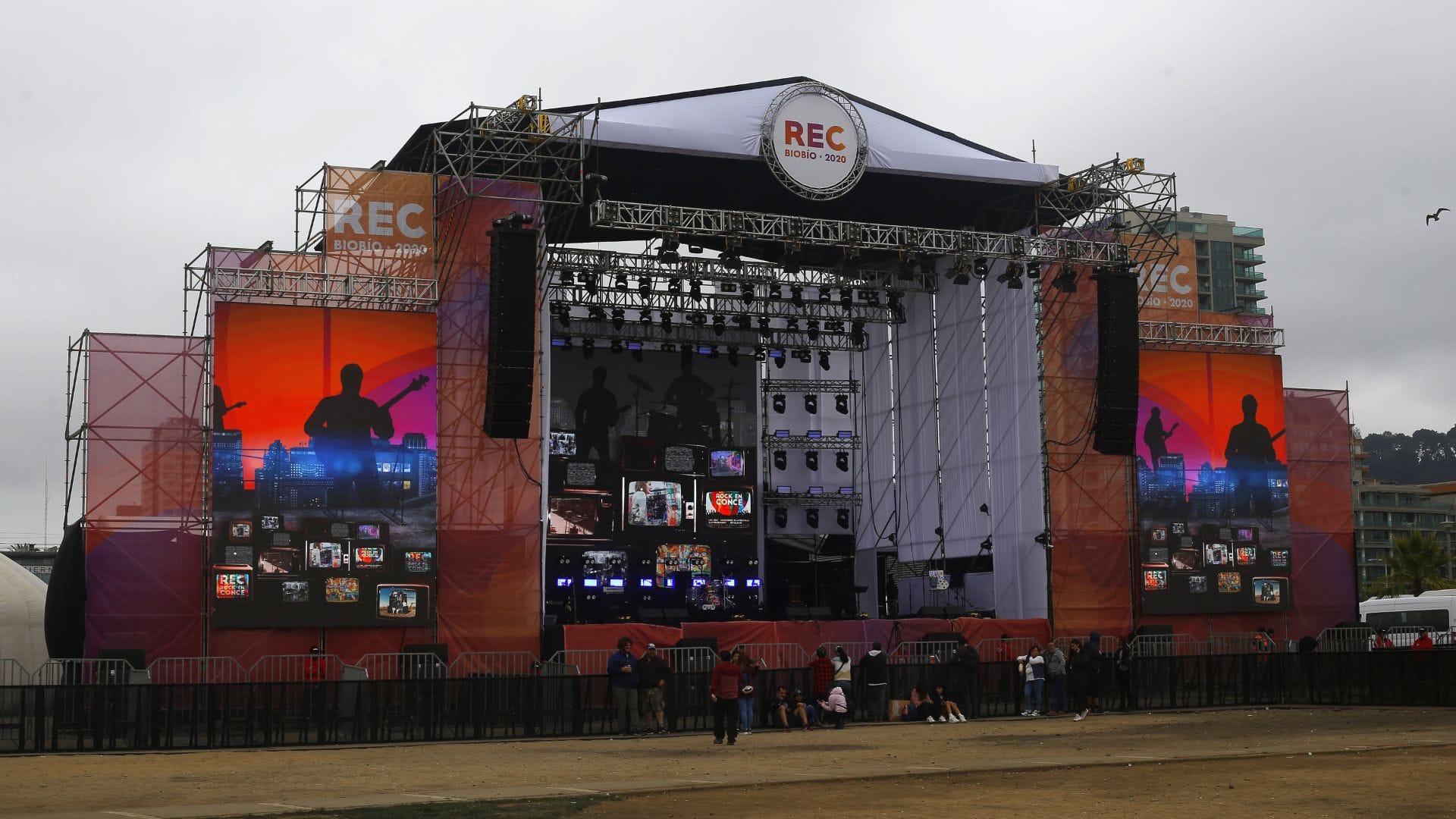 REC 2023: Revisa los horarios de los artistas que llenarán Concepción de música