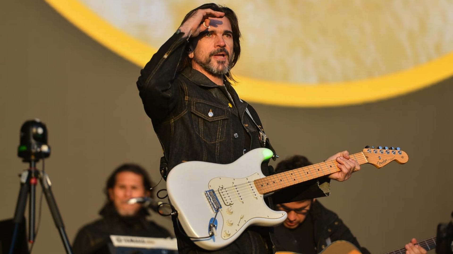 Juanes se presenta en REC 2023 ante un Parque Bicentenario repleto