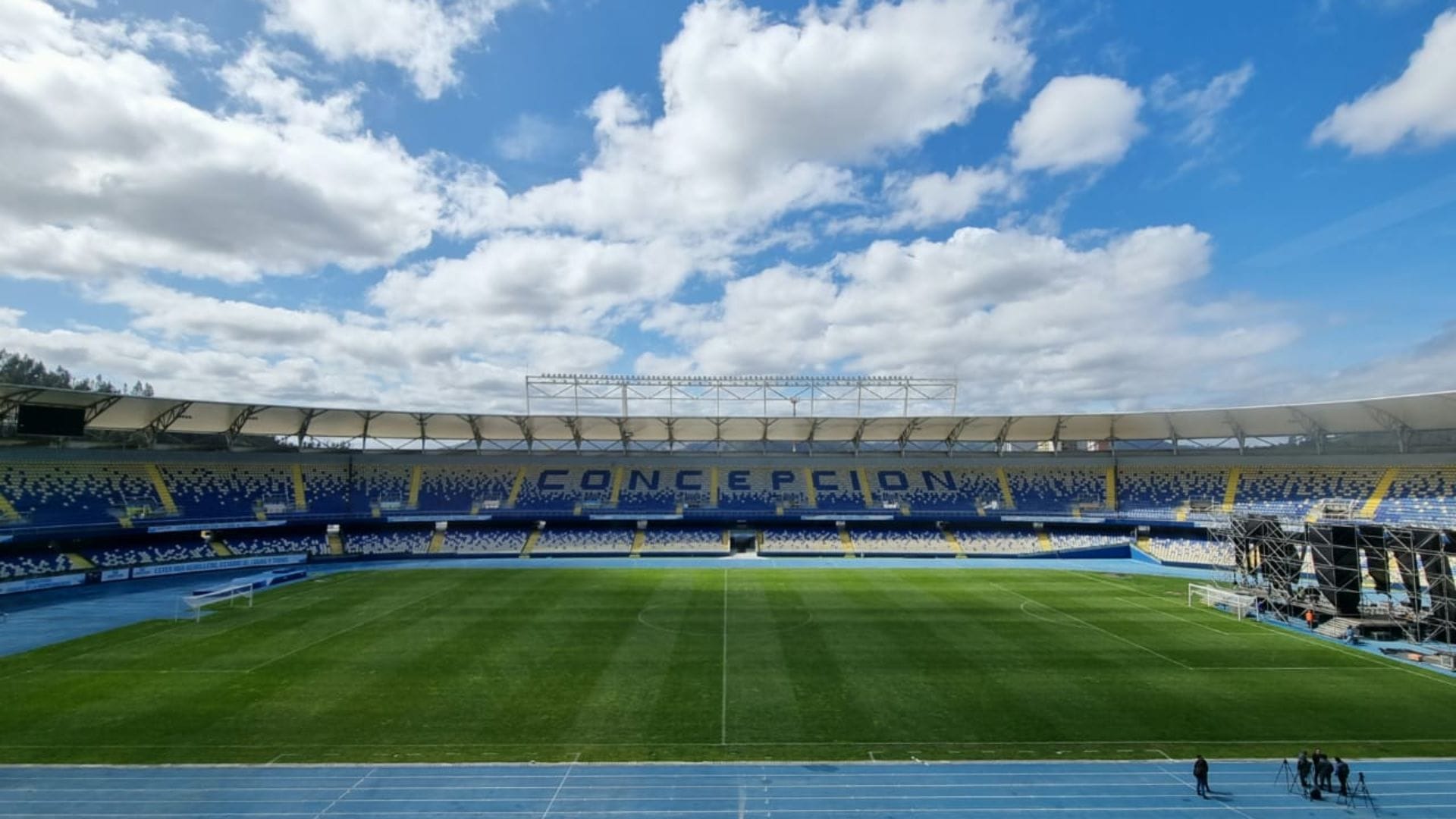 ¡Hay conversaciones! Dos grandes clubes de Argentina arribarían a Concepción para disputar amistoso