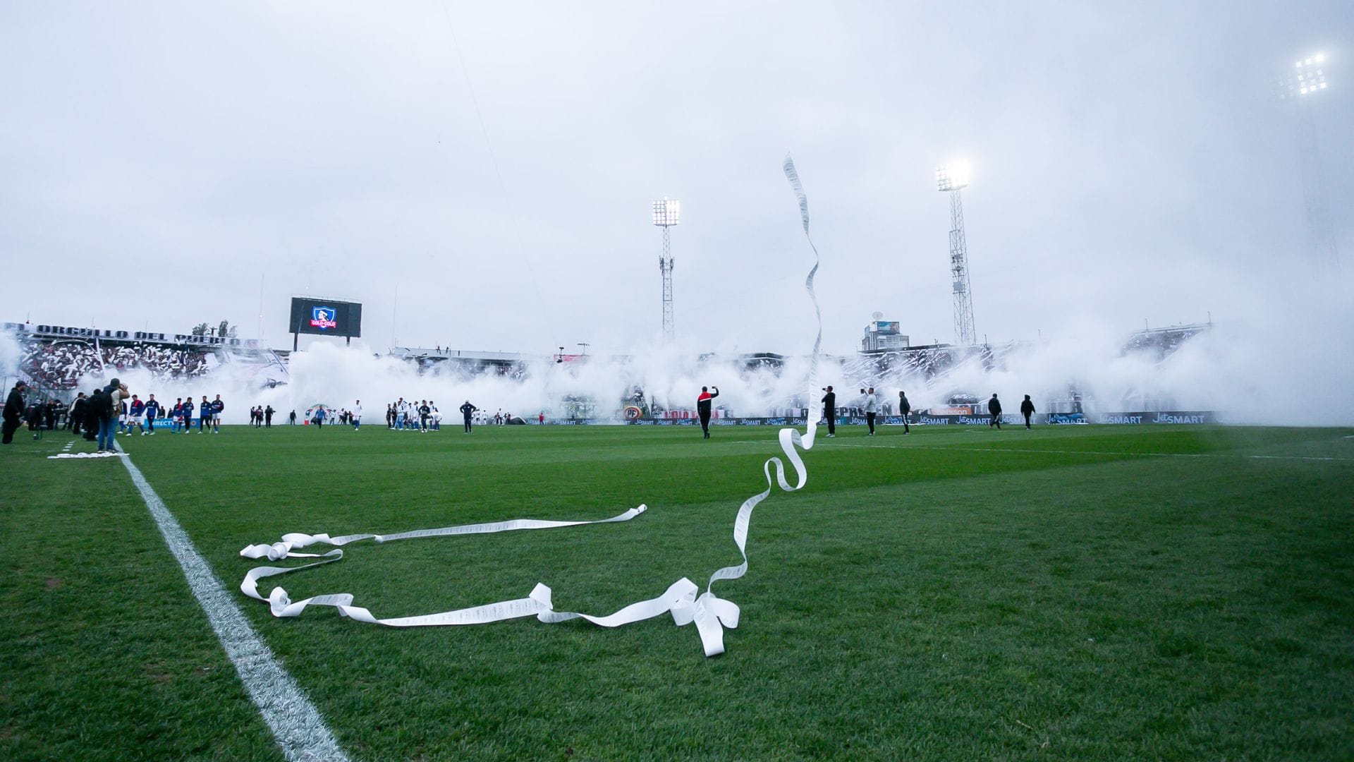 DT peruano se molestó tras ver el estado de la cancha del Monumental