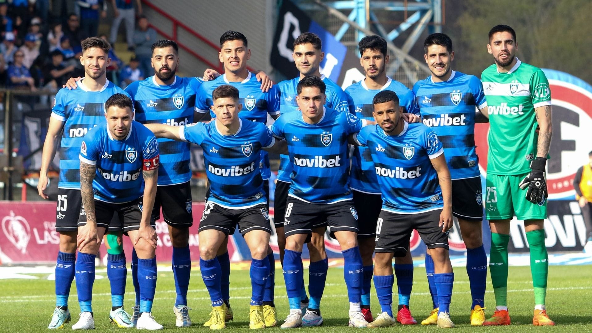 Huachipato ya tiene a sus once guerreros de acero que van en busca de la gloria en Talcahuano