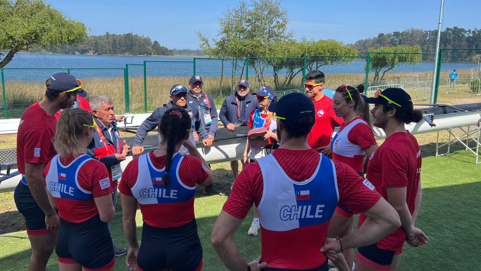 El remo chileno sigue sólido: Equipo mixto se logró clasificar a la final A en la Laguna Grande de San Pedro