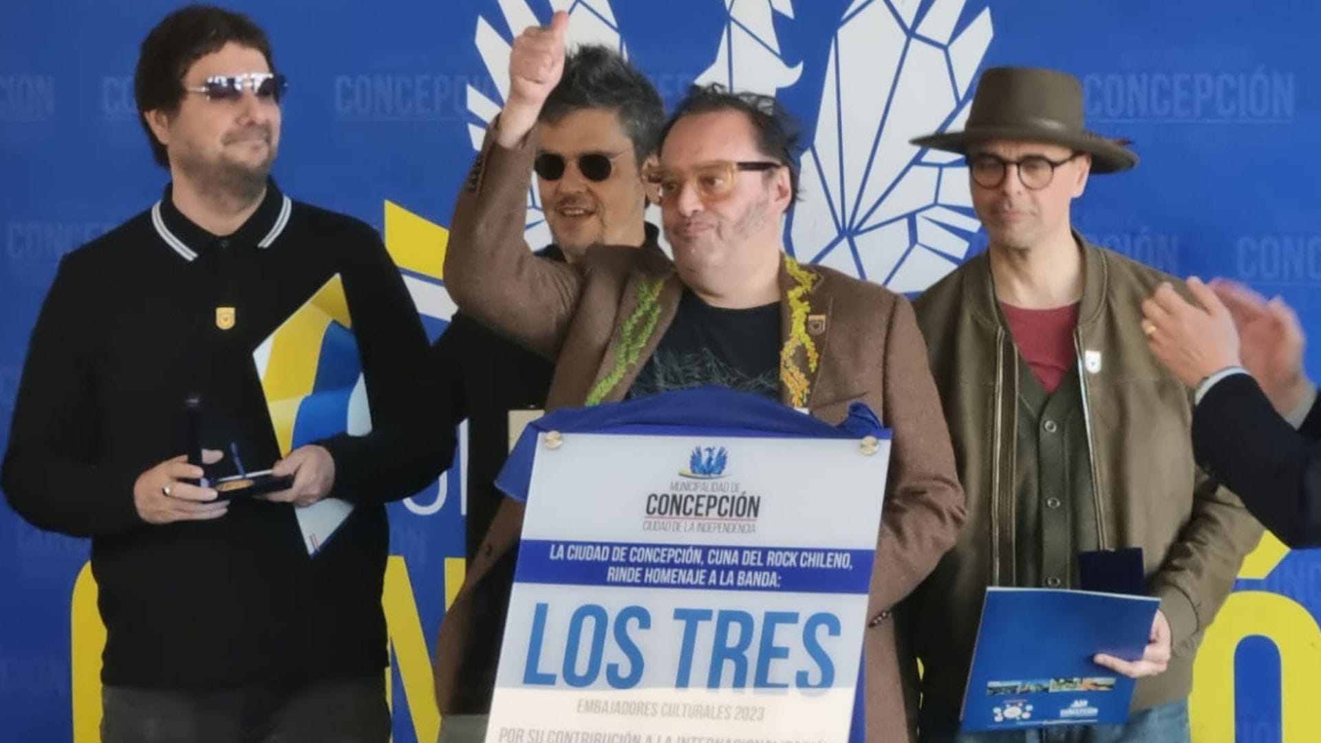 Los Tres fueron reconocidos como embajadores culturales de Concepción en su triunfal regreso