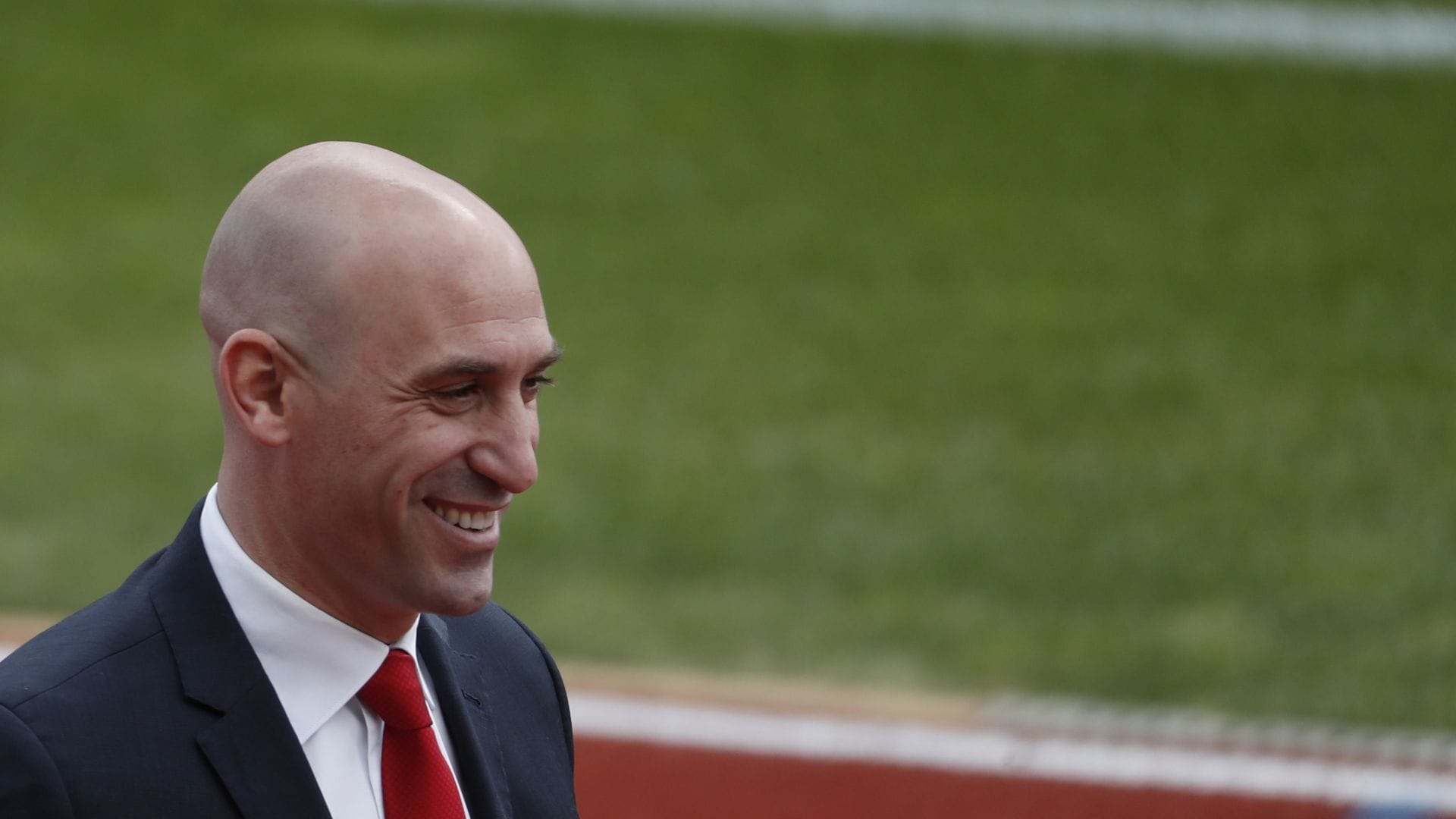 Luis Rubiales fue suspendido por tres años tras besar sin consentimiento a Jenni Hermoso: Apelará la decisión