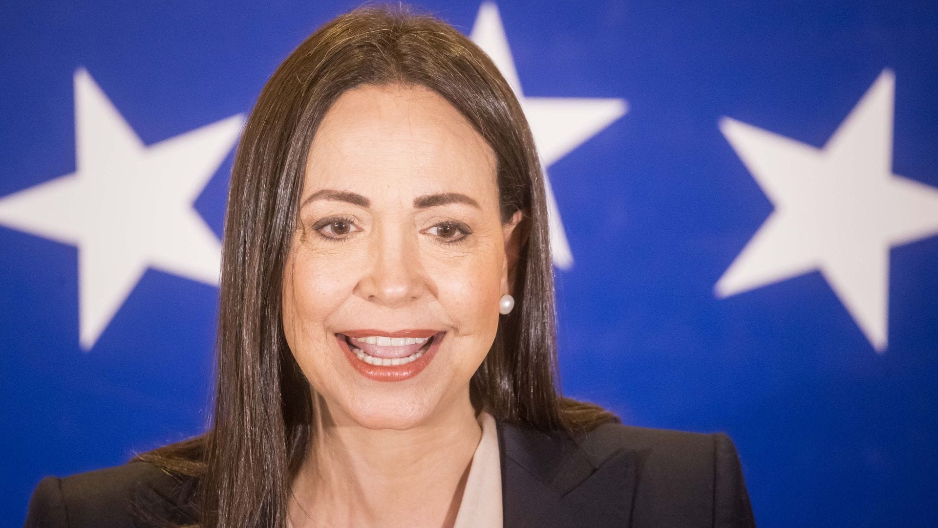 Buscarán derrotar al chavismo: Oposición de Venezuela proclama a María Corina Machado como su candidata
