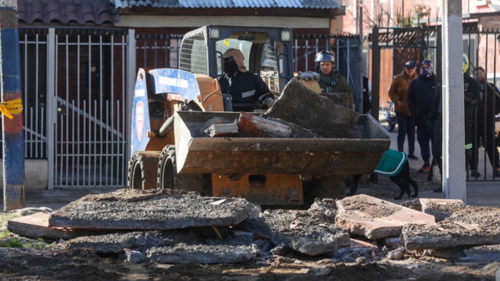 A meses del anuncio: Aún no se ha concretado la demolición de mausoleos narco en la Región del Biobío