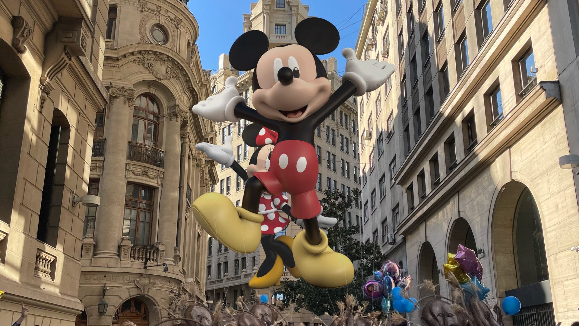 Paris Parade anunció su retorno a Santiago: Celebrarán el 100 aniversario de The Walt Disney Company