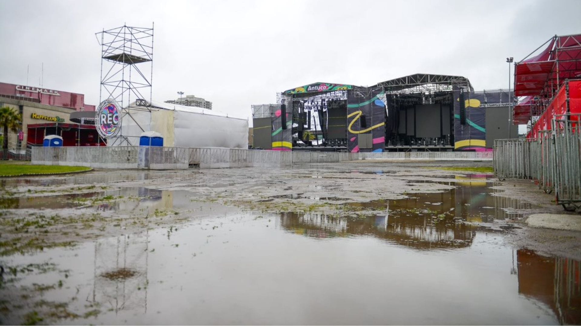 Lluvia y viento modifica el REC 2023: Juanes y 2 Minutos postergan su presentación para el domingo