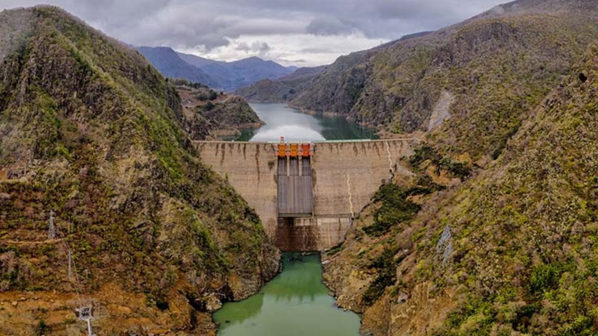 ENEL inicia operaciones de vertimiento en central Ralco: Advierten sobre posibles efectos en el Río Biobío