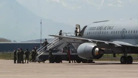 Escándalo de drogas en la FACh genera radical cambio en los protocolos para pasajeros de sus aviones