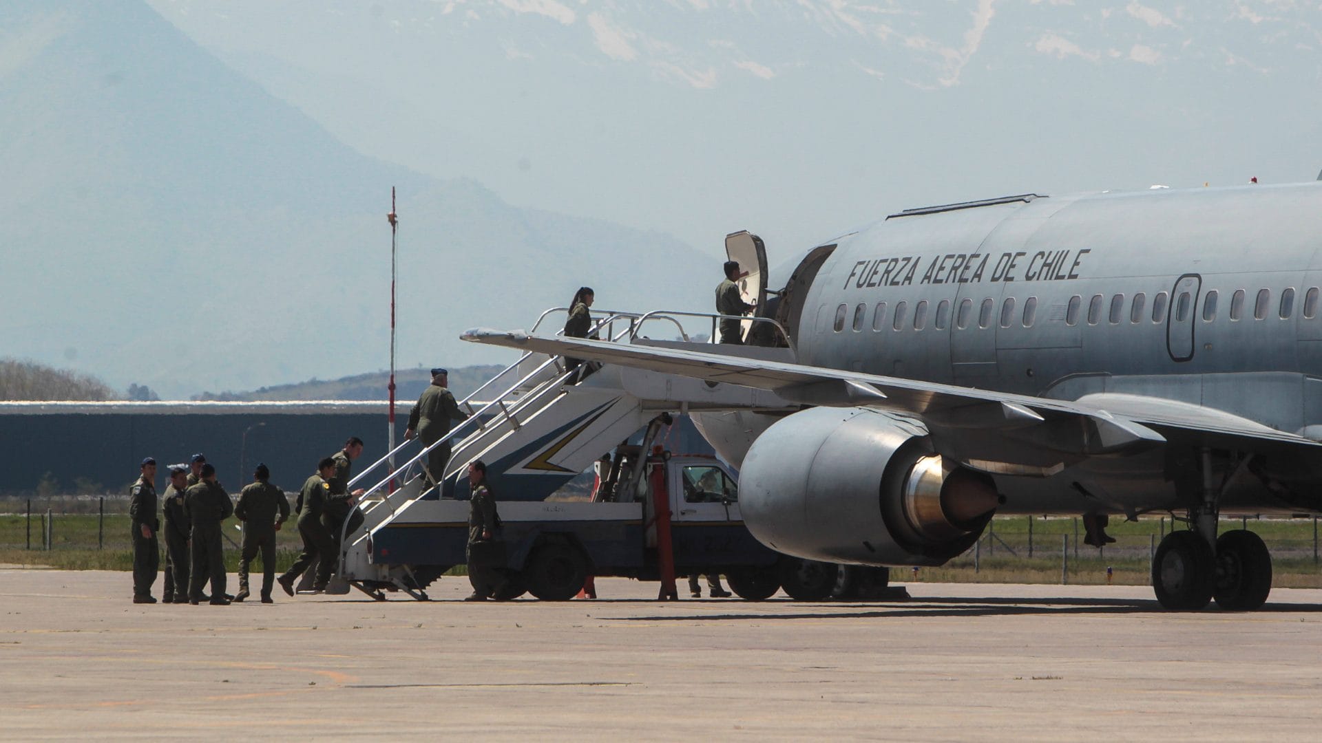 Cancillería confirma nuevo vuelo humanitario para chilenos que se encuentren en el Medio Oriente