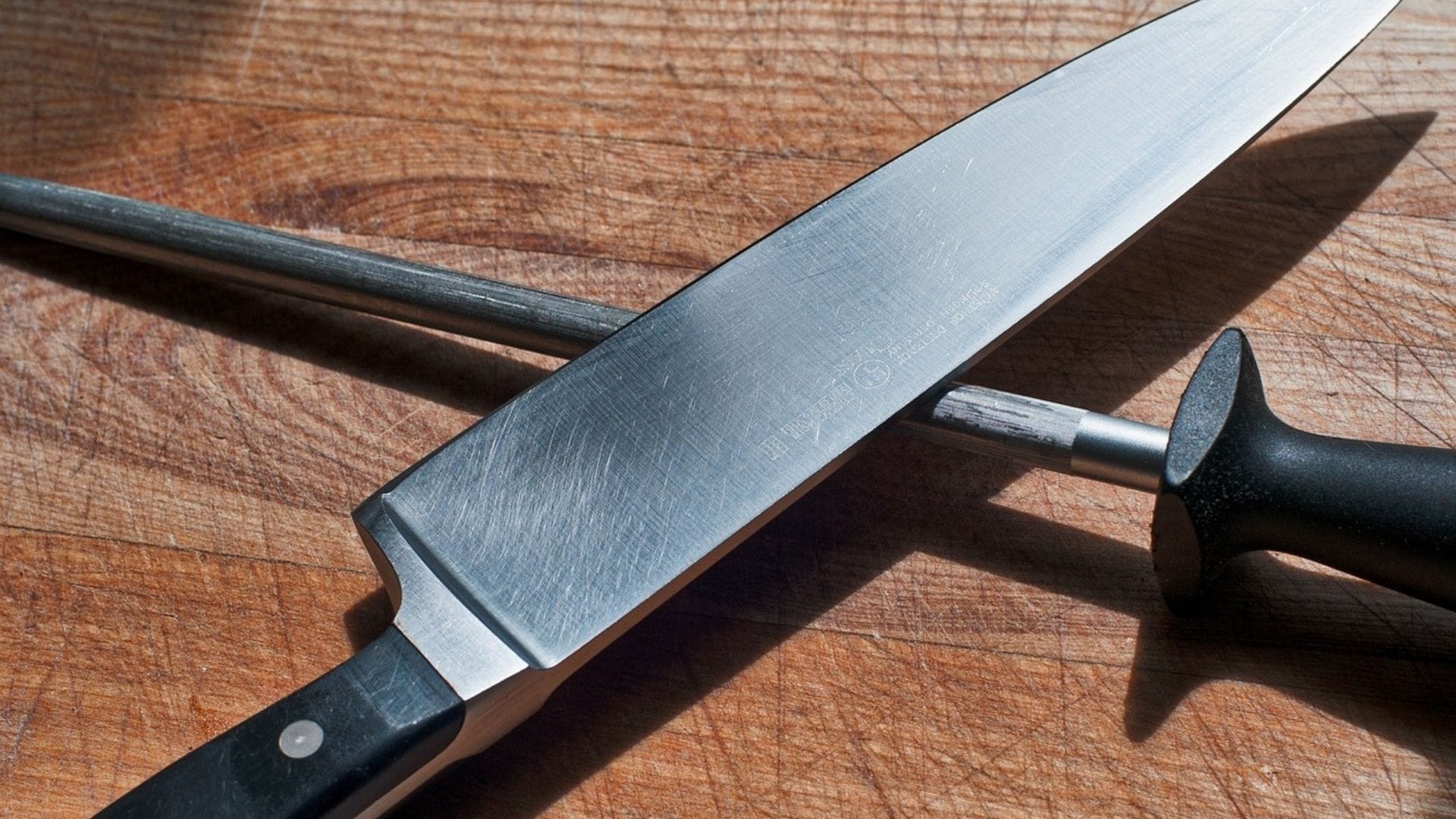 Le arrojó cuchillo a su compañero de trabajo tras discusión: Condenan a hombre por homicidio en La Florida