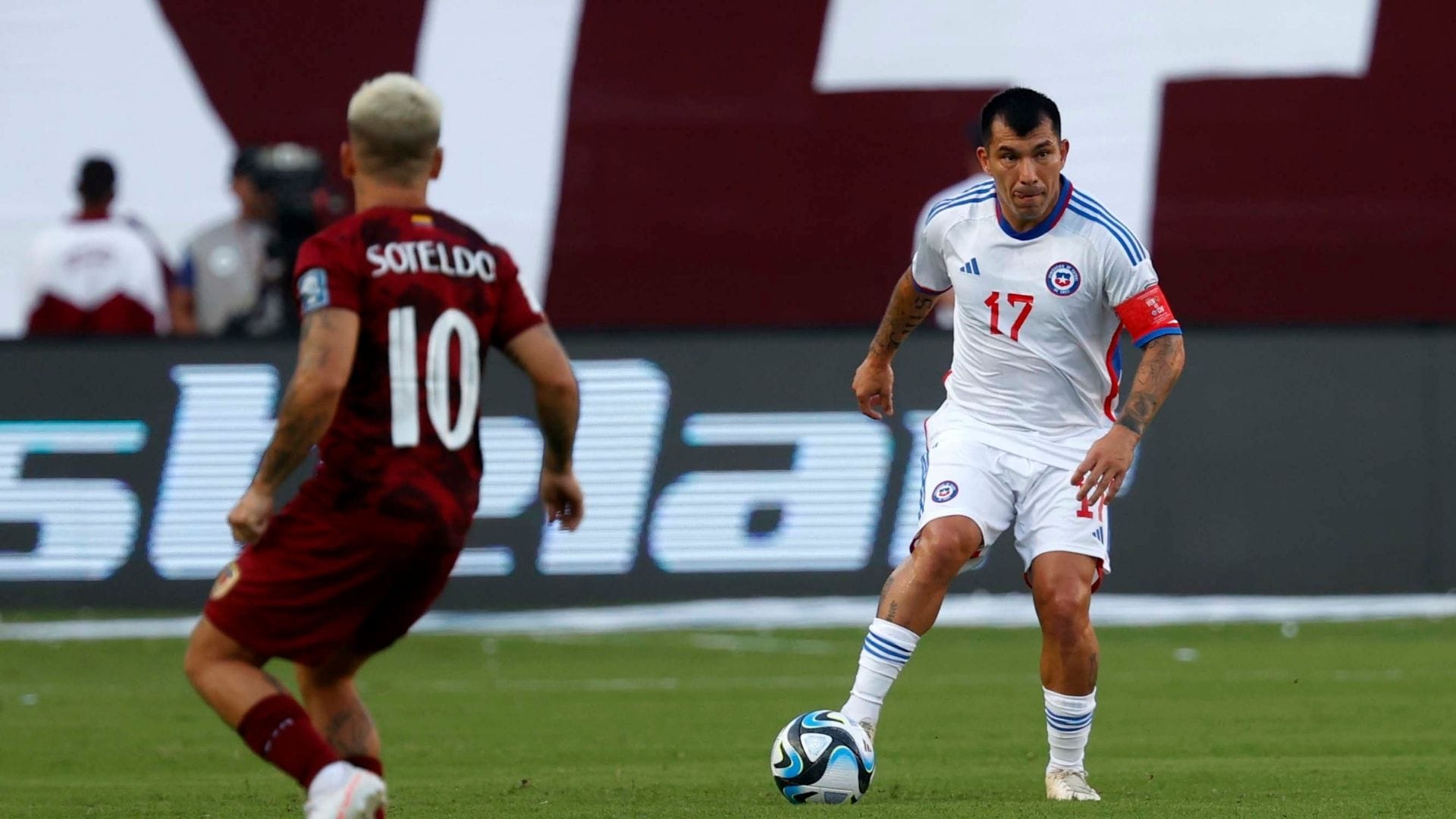 De más a menos: La Roja partió bien pero momentáneamente cae ante Venezuela por la mínima