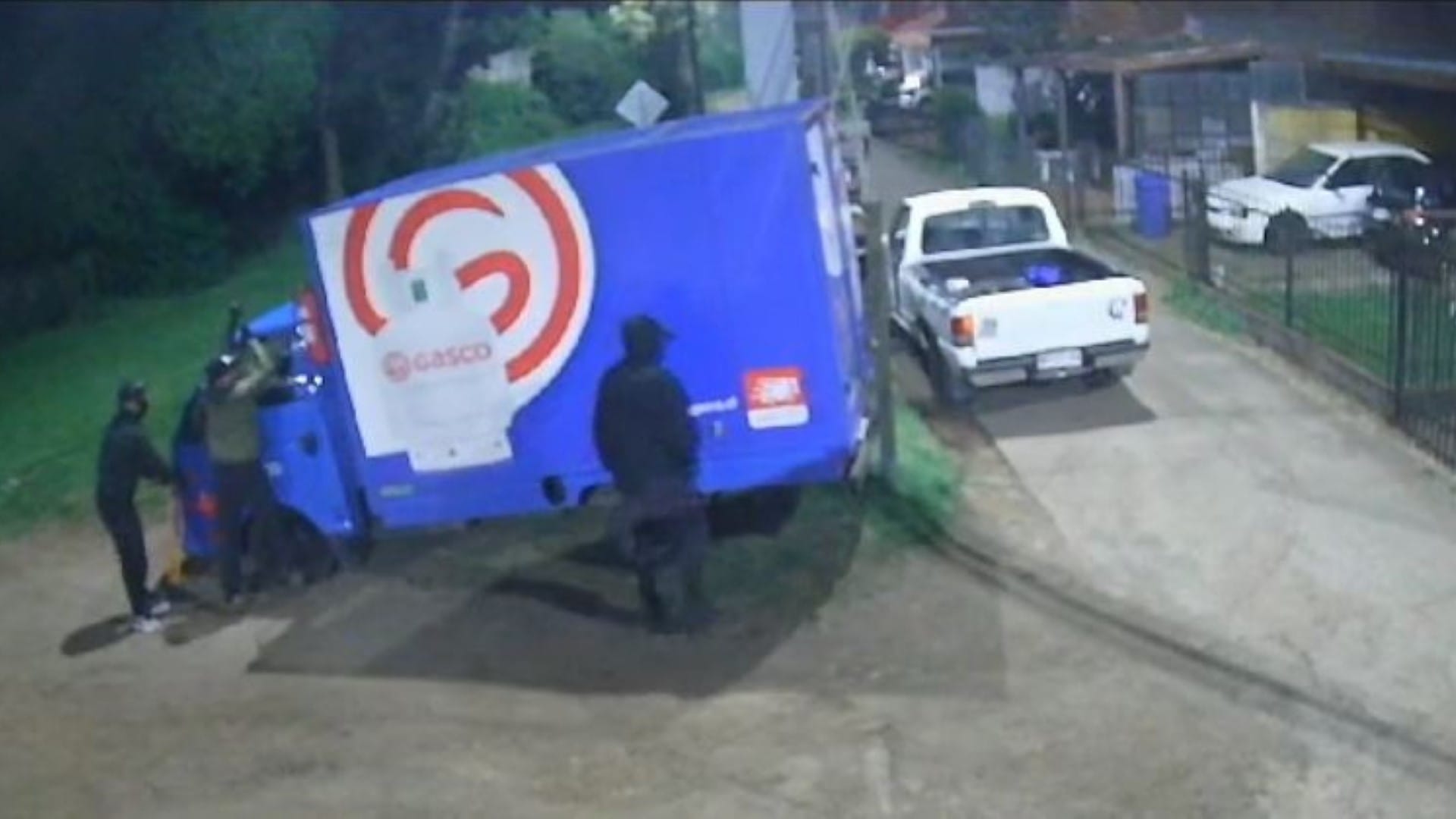 Ex carabinero frustra robo en Lomas de San Andrés: Ahuyentó a ladrones con disparos al aire