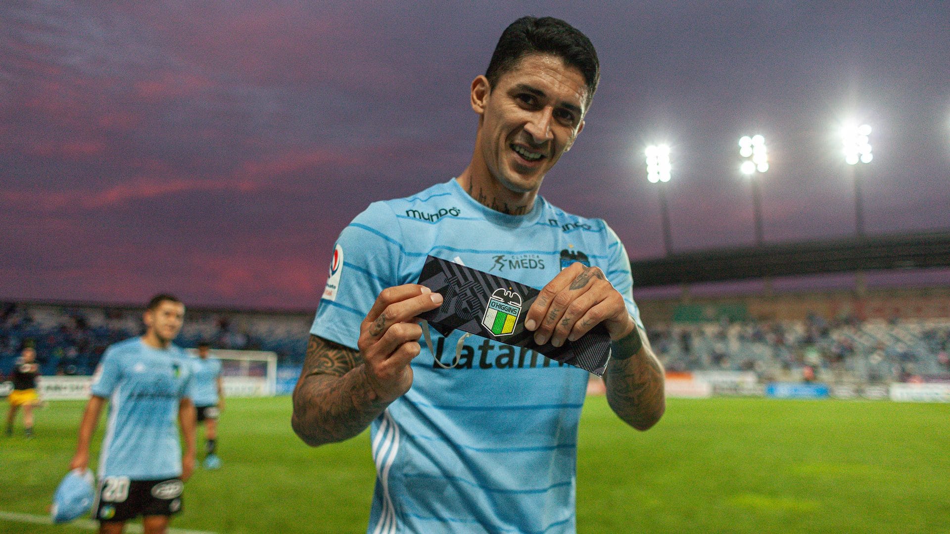 Campeón de América con La Roja y del fútbol chileno anuncia su retiro
