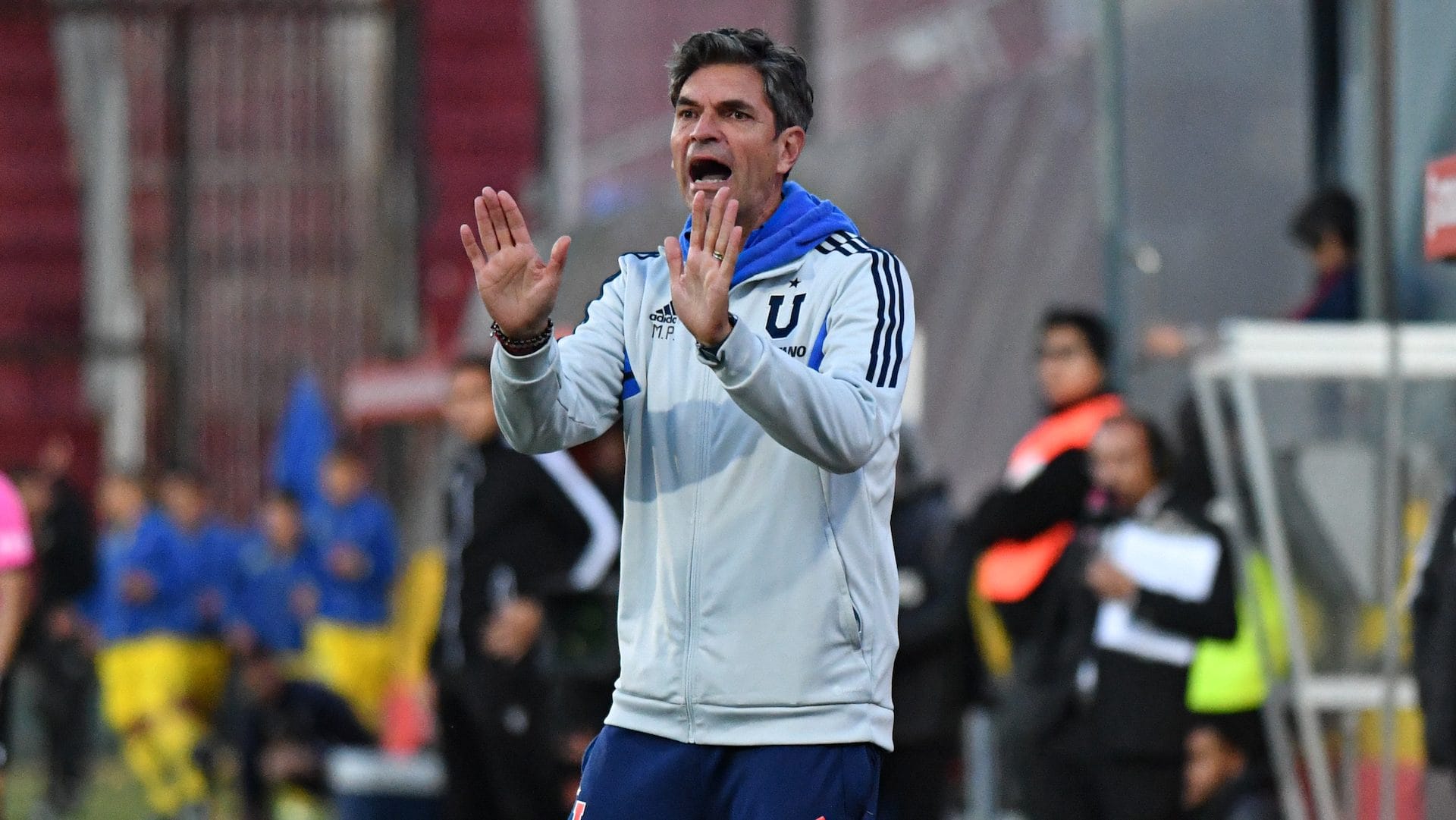 “Puede pasar cualquier cosa”: Mauricio Pellegrino da luces sobre su futuro en la U