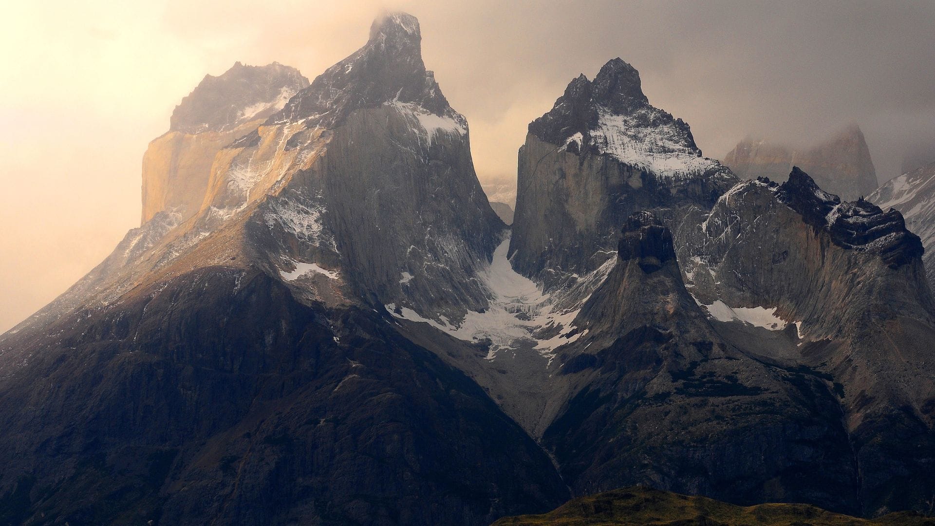 Turista español murió mientras hacía senderismo en Parque Nacional Torres del Paine
