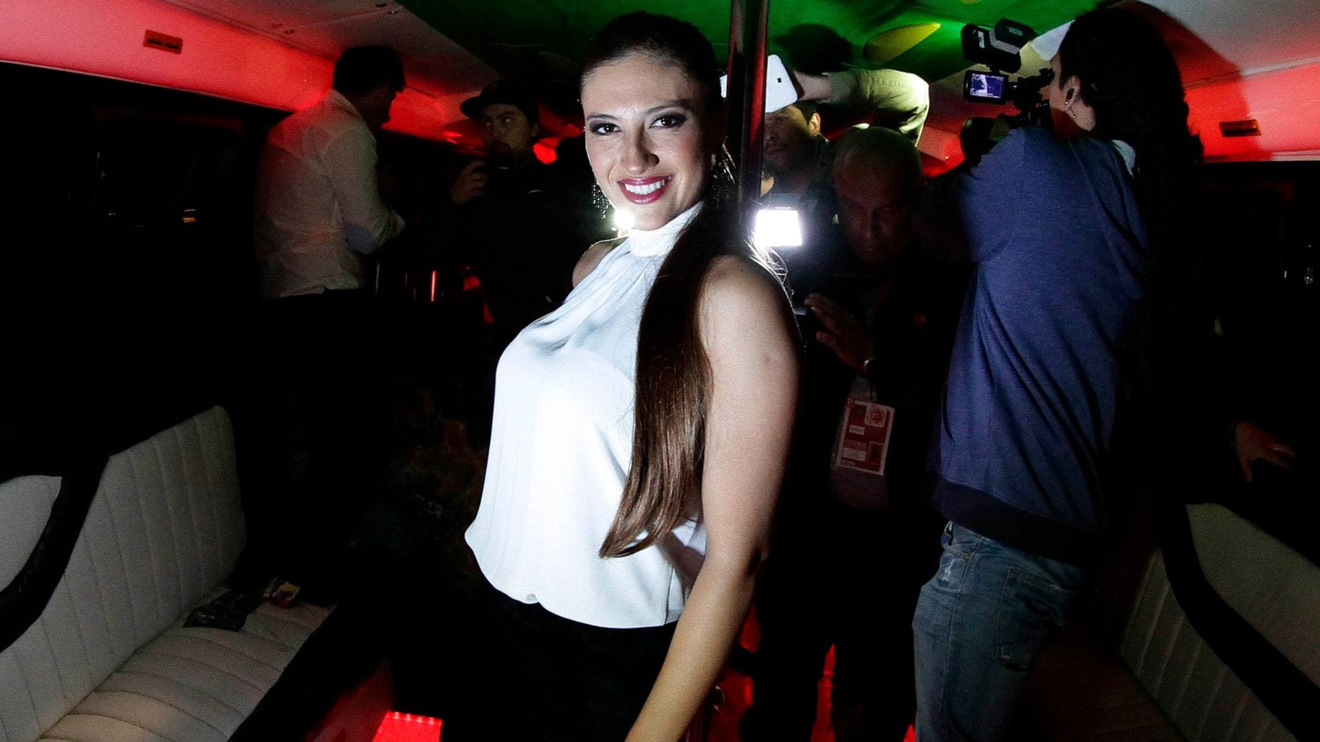 Atención nostálgicos de los 2000’: Karen Paola reestrenó su canción “Dime”