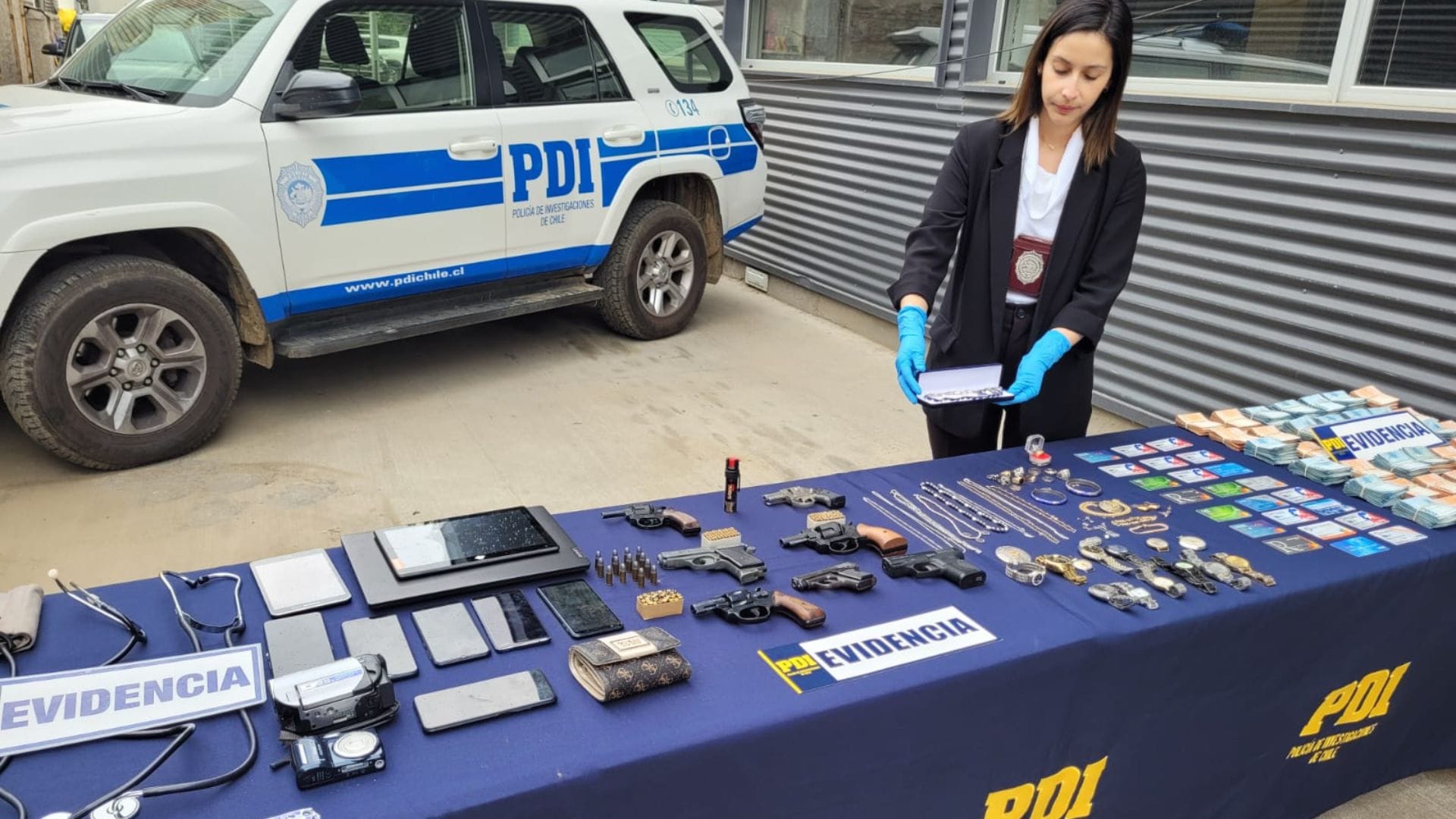 Detienen a mujer que drogó a más de 40 adultos mayores para robarles en sus casas
