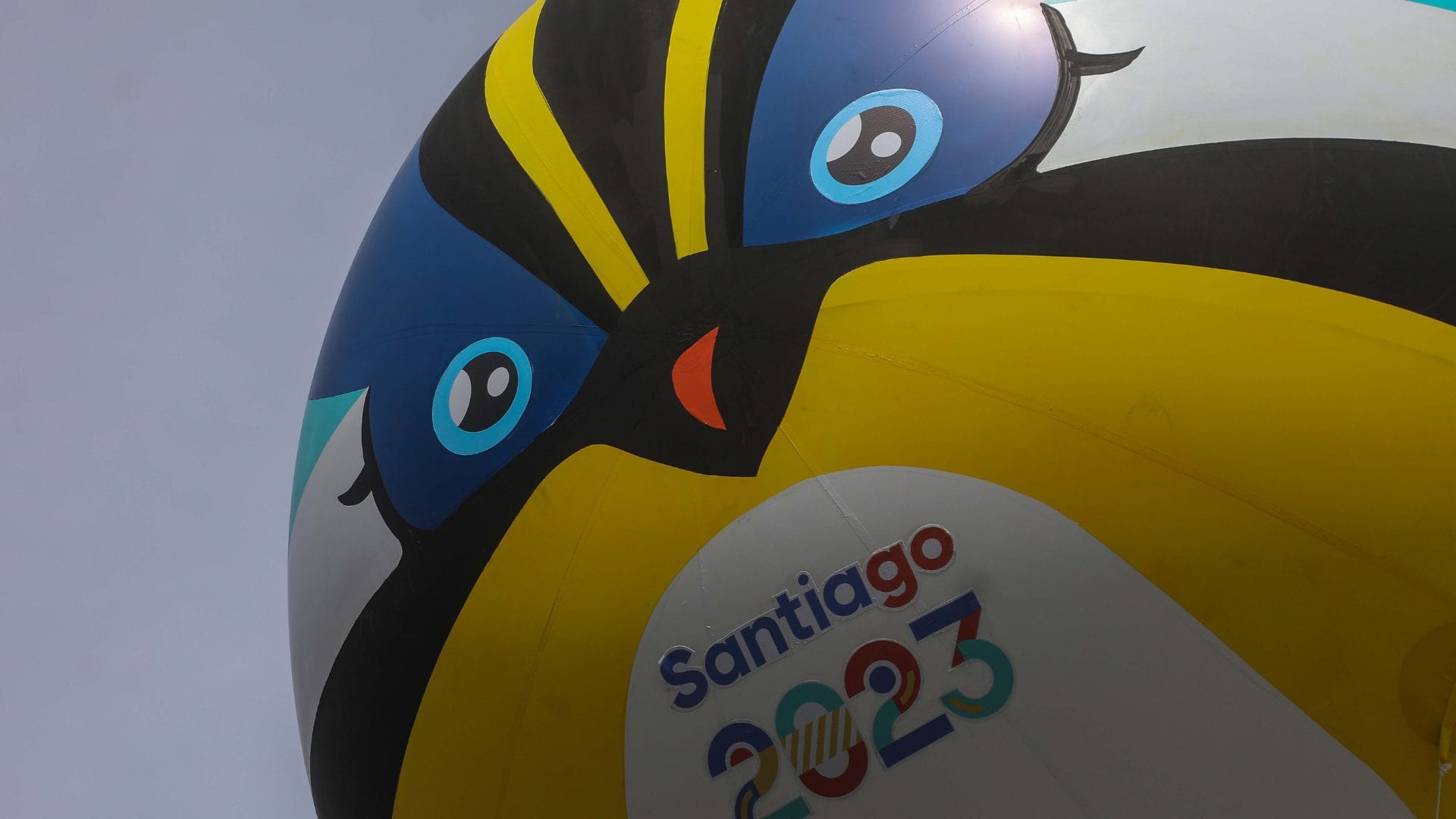La Fiu manía no para: Atleta de Brasil gastó más de medio millón de pesos en peluches