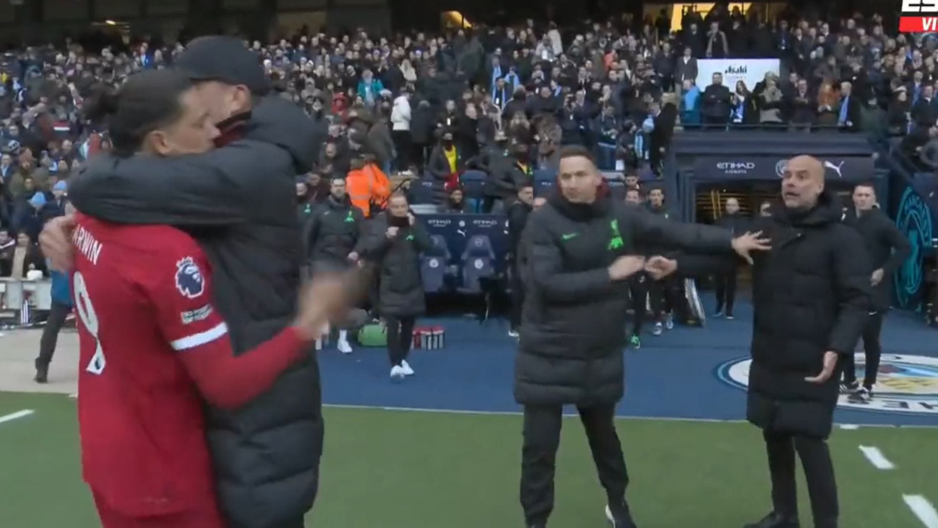 Con encontronazo entre Guardiola y Darwin Núñez: City y Liverpool reparten puntos en intenso partido