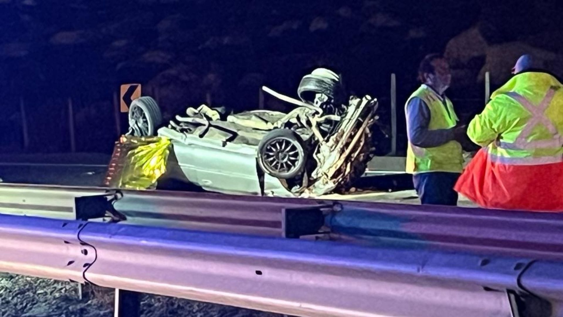 Auto volcó tras adelantar un camión: Dos fallecidos dejó grave accidente de tránsito en la Ruta 5 de la región de Coquimbo