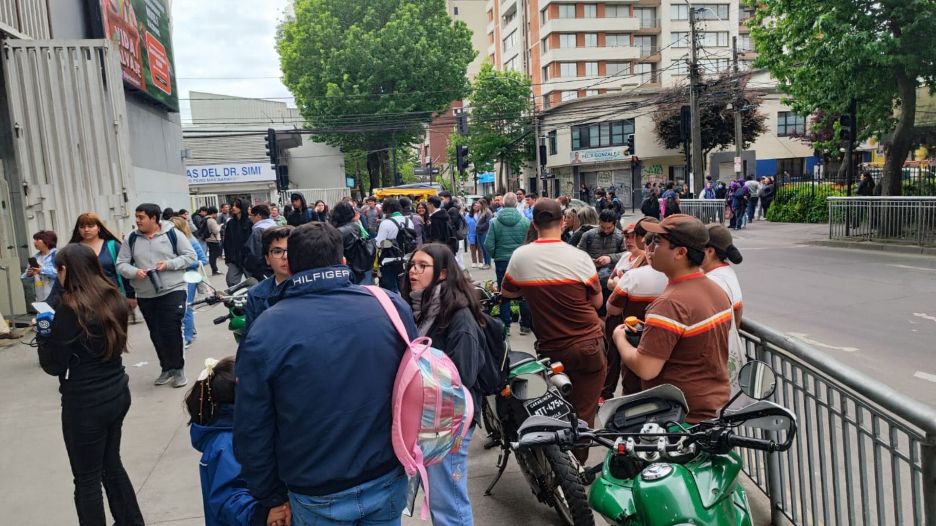Siete heridos tras explosión de bombas de ruido en Mall del Centro de Concepción