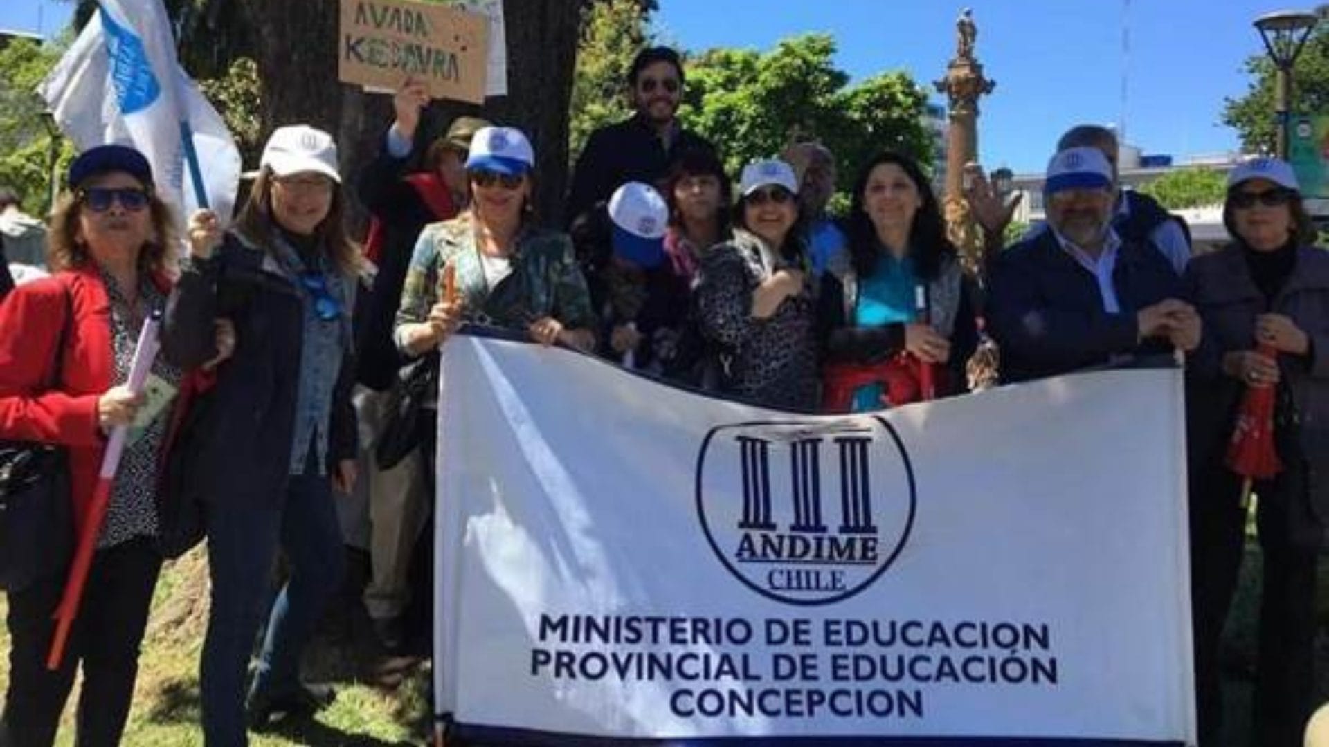 Asociación de Trabajadores de Mineduc del Biobío se adhieren a paro nacional