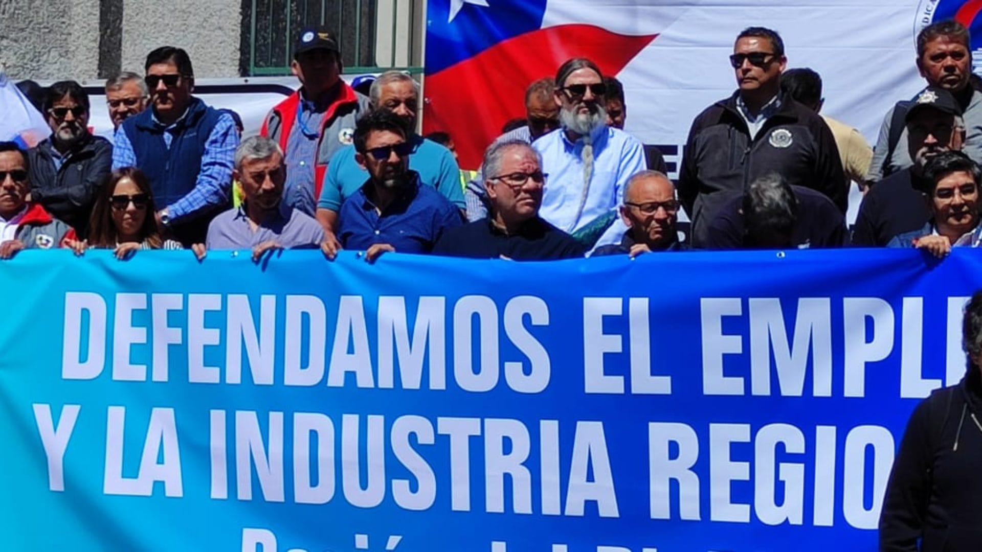 Dirigentes sindicales se manifestaron en Concepción: Exigen apoyo a la industria nacional