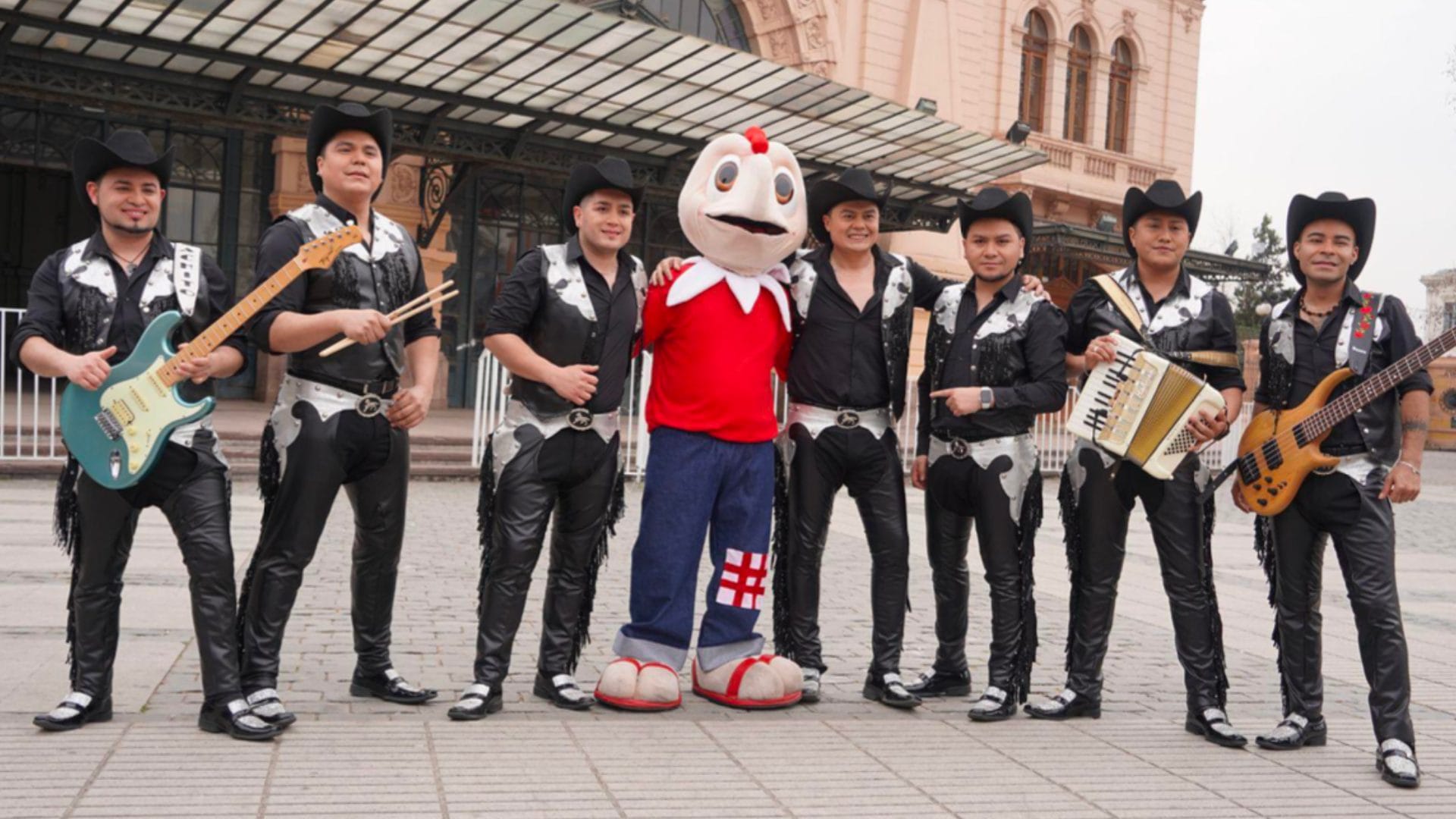Con dedicatoria a Yayita: Zúmbale Primo colabora junto a Condorito en nueva canción