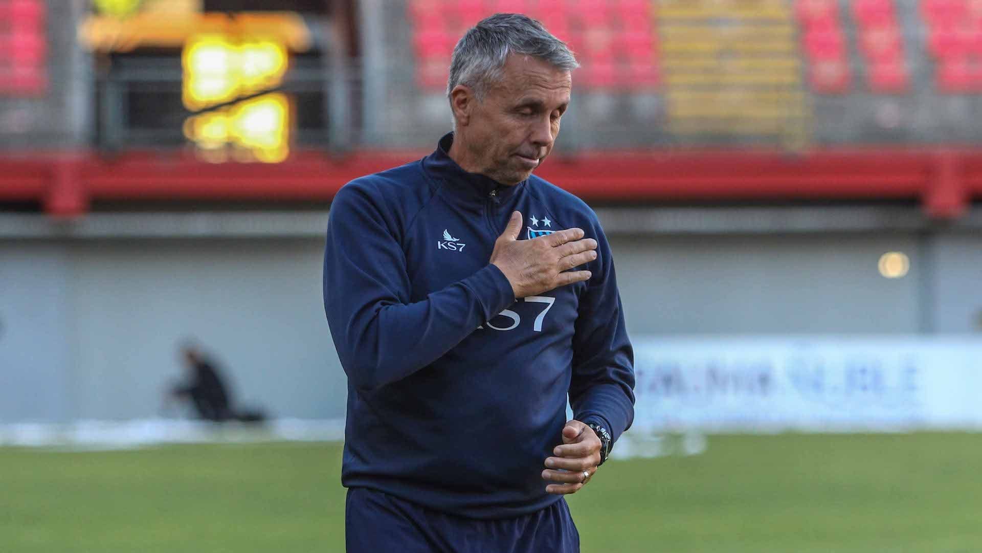 Huachipato tendría todo acordado para el reemplazante de Gustavo Álvarez en Talcahuano