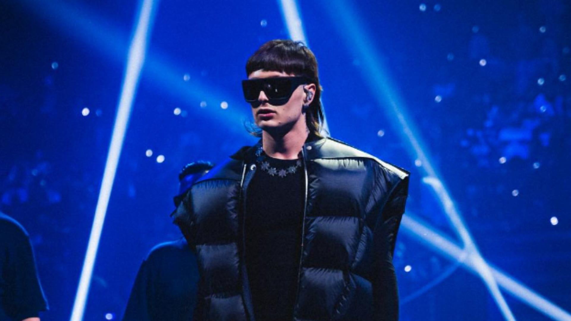 Peso Pluma sufre robo en medio de su show en Argentina