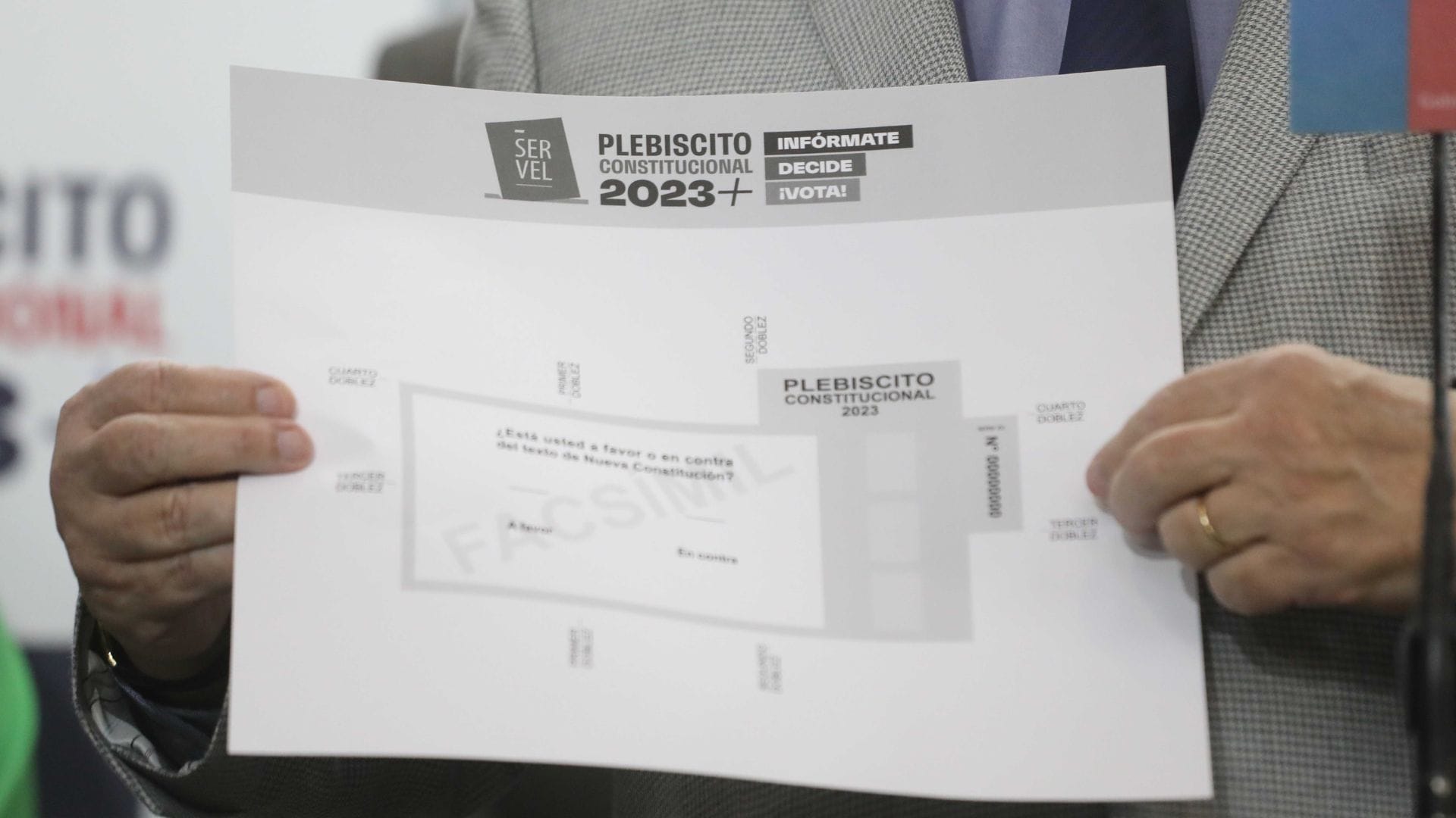Ya votó el primer chileno en el plebiscito constitucional 2023: Lo hizo en Nueva Zelanda